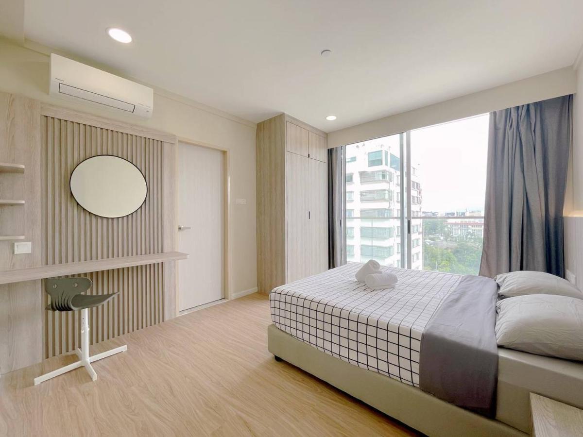 Queensland Suites At Aru Suites, Kota Kinabalu Exterior photo